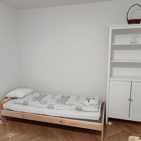 Pokoje Sunrise Vandrerhjem Warszawa Eksteriør bilde